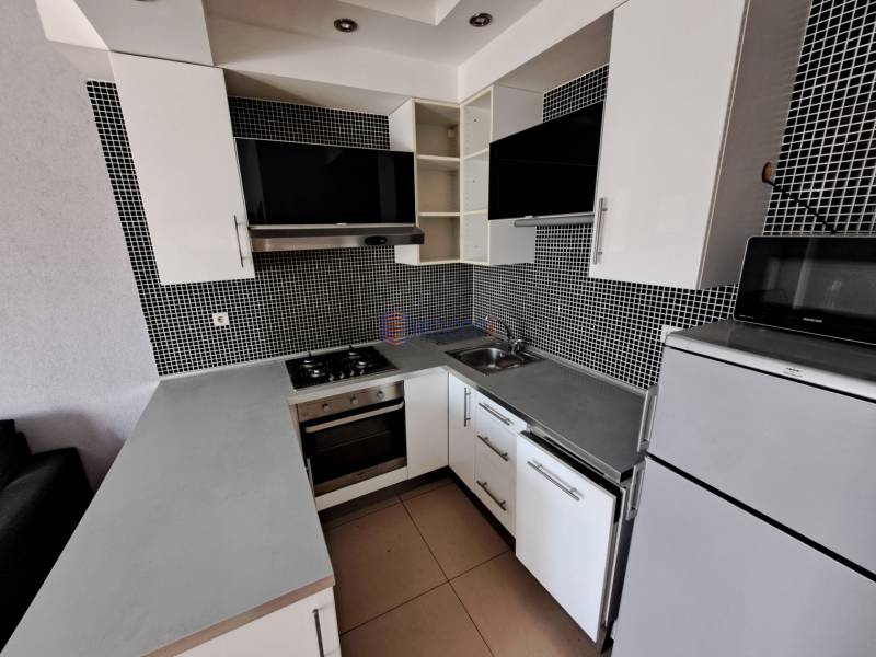 Rent One bedroom apartment, One bedroom apartment, Varšavská, Bratisla