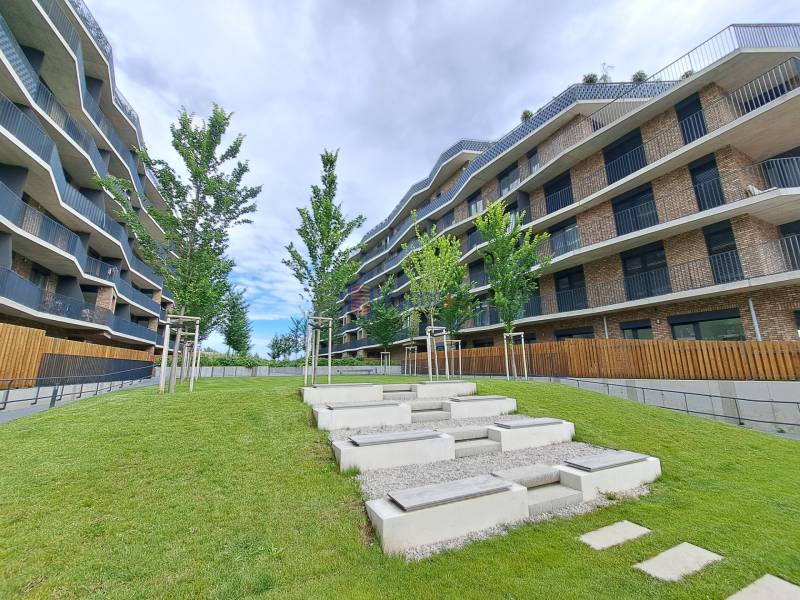 Rent Studio, Studio, Fialová, Bratislava - Petržalka, Slovakia