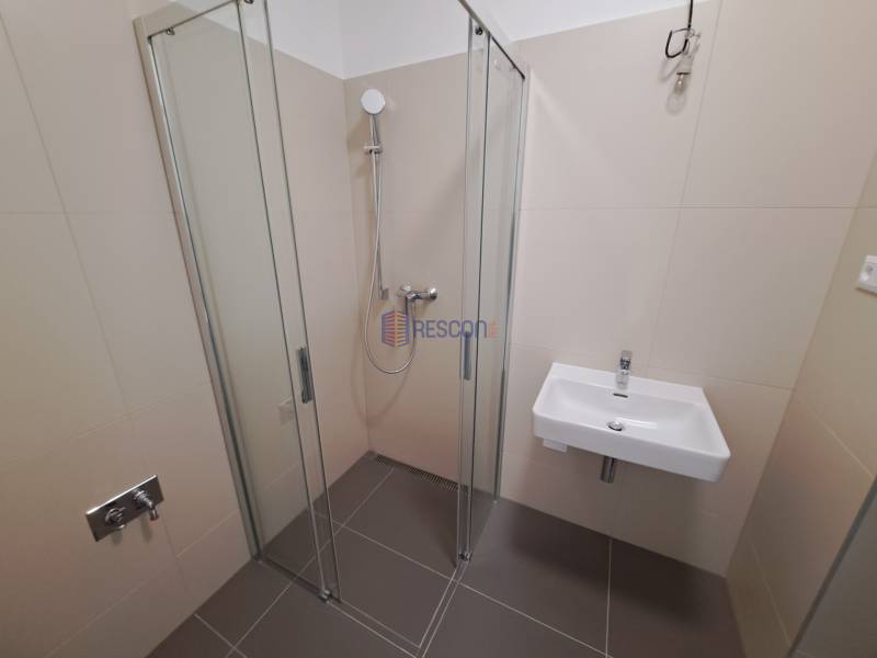 Rent Studio, Studio, Fialová, Bratislava - Petržalka, Slovakia