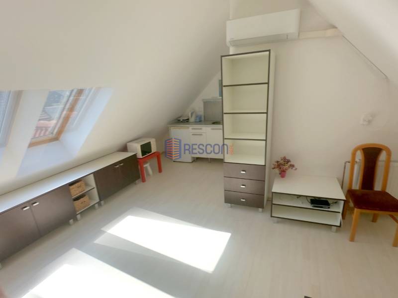 Rent Studio, Studio, Halašova, Bratislava - Nové Mesto, Slovakia