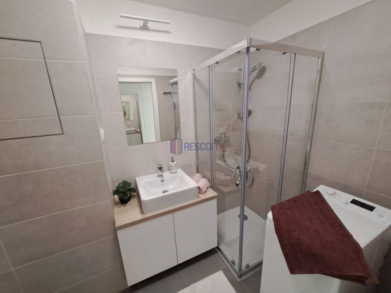 Rent Studio, Studio, Fialová, Bratislava - Petržalka, Slovakia