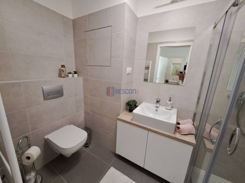 Rent Studio, Studio, Fialová, Bratislava - Petržalka, Slovakia