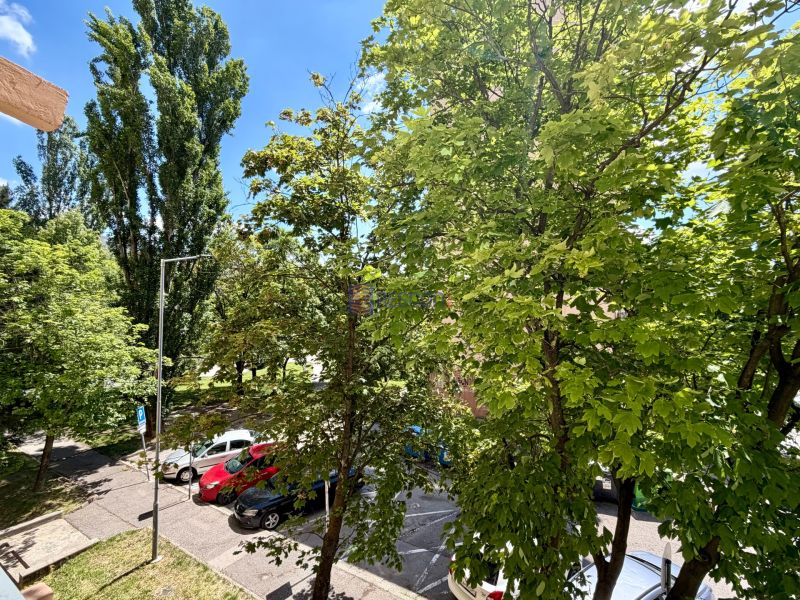Sale Three bedroom apartment, Three bedroom apartment, Pri kríži, Brat