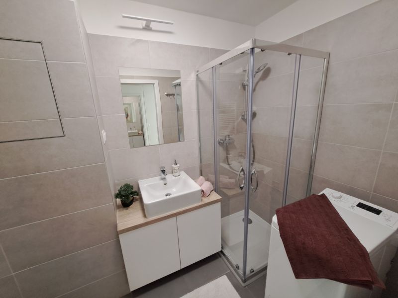 Rent Studio, Studio, Fialová, Bratislava - Petržalka, Slovakia
