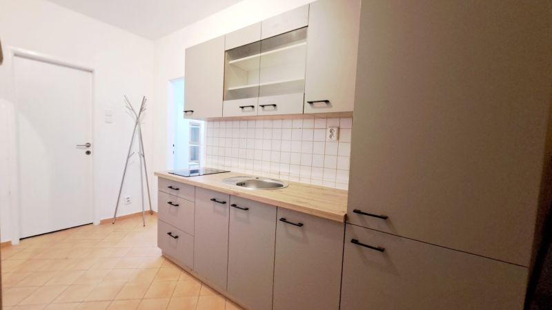 Rent Studio, Studio, Záhradnícka, Bratislava - Ružinov, Slovakia