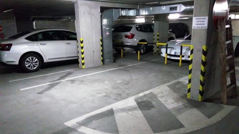 Rent Garage, Garage, Mraziarenská, Bratislava - Ružinov, Slovakia